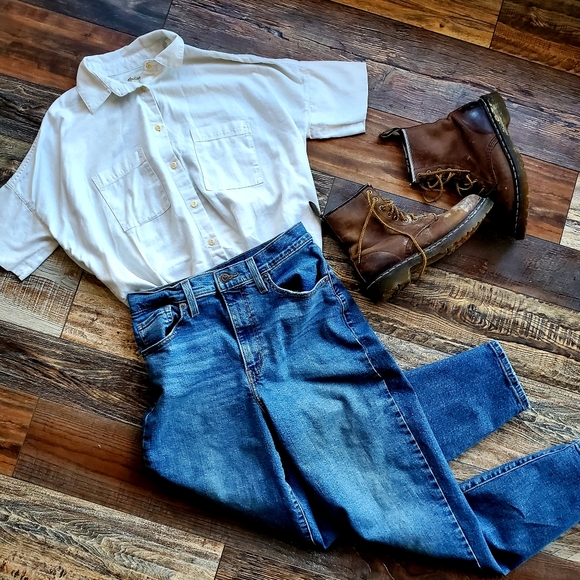 Madewell Tops - Madewell White Button Up Shirt Extra Small